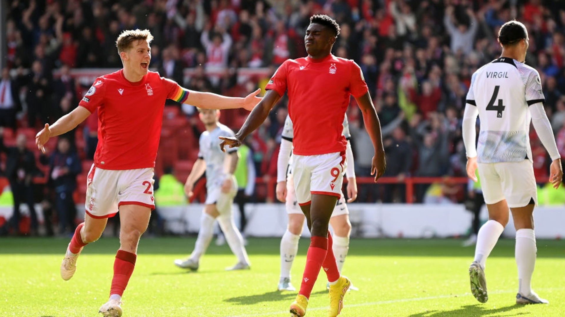 村被誉为全 村被誉为全